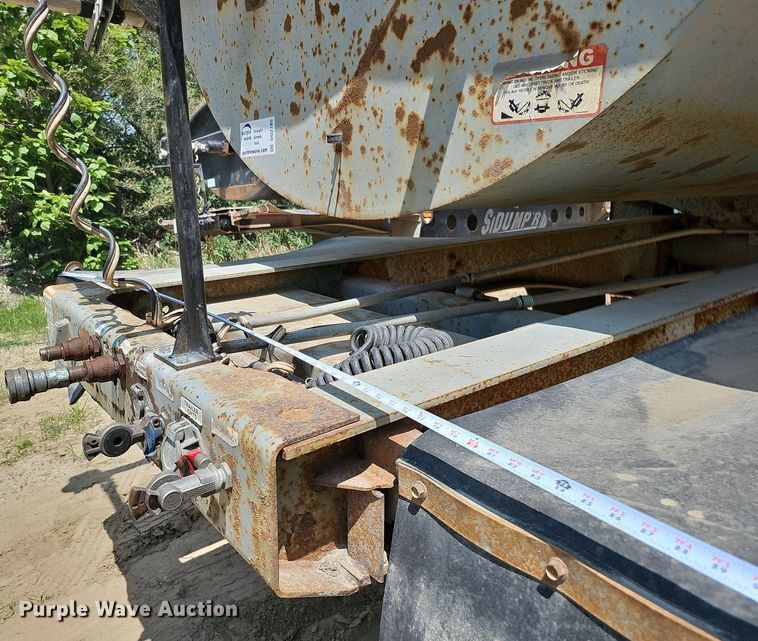 image for item DO2785 2006 SiDump'r SDR223  side dump trailer