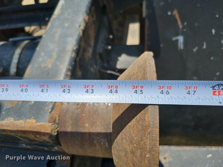 image for item DO2787 2002 GMC T7500  hook lift truck