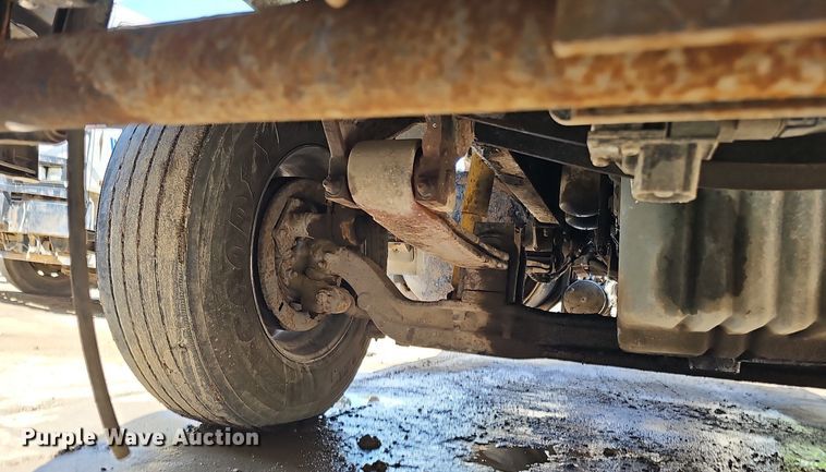 image for item DO2788 1999 Sterling A9513  semi truck