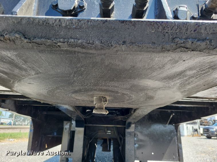 image for item DO3664 2002 Landoll 610  drop tilt deck equipment trailer