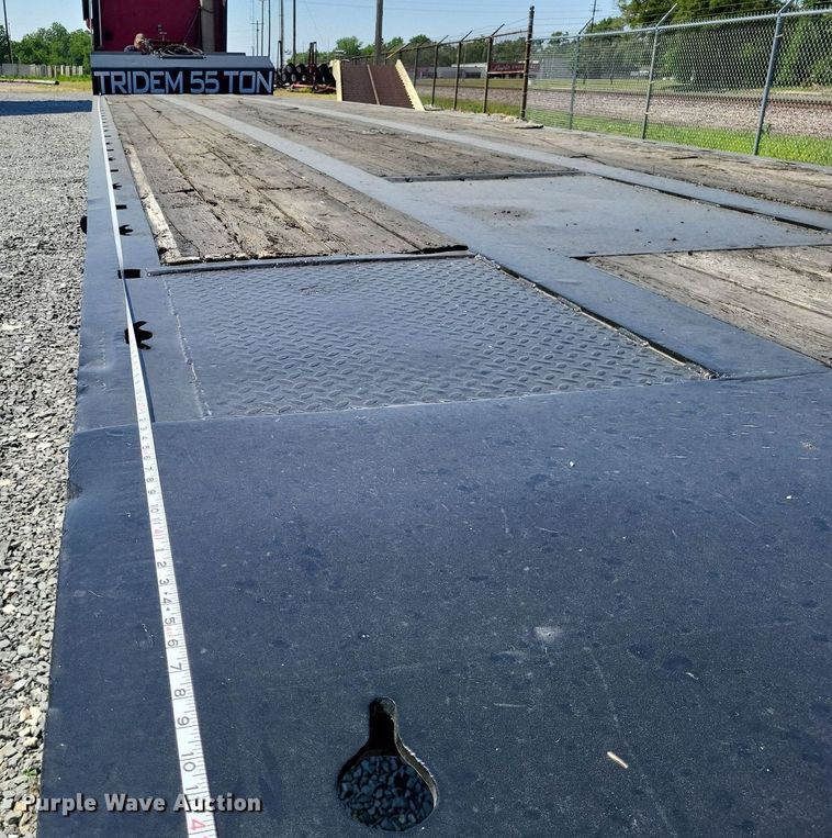 image for item DO3664 2002 Landoll 610  drop tilt deck equipment trailer