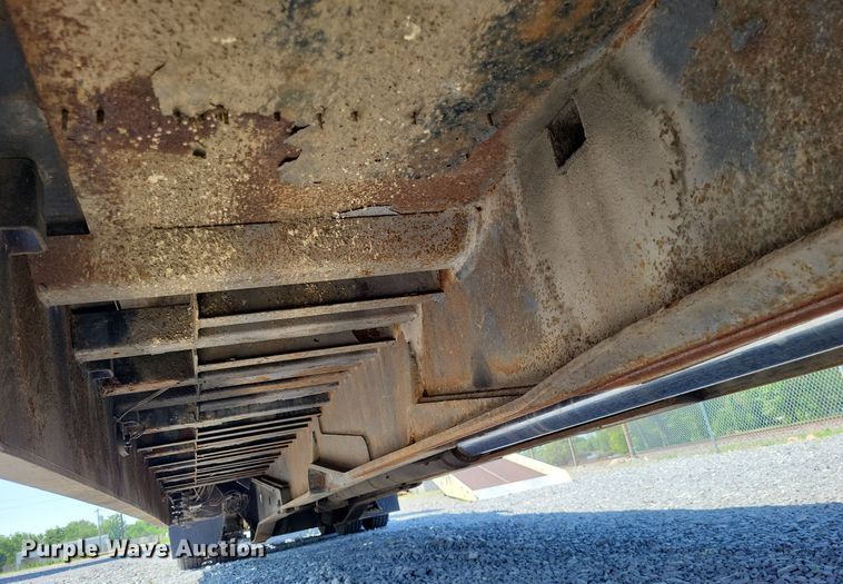 image for item DO3664 2002 Landoll 610  drop tilt deck equipment trailer