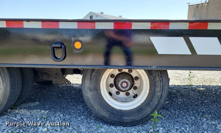 image for item DO3664 2002 Landoll 610  drop tilt deck equipment trailer