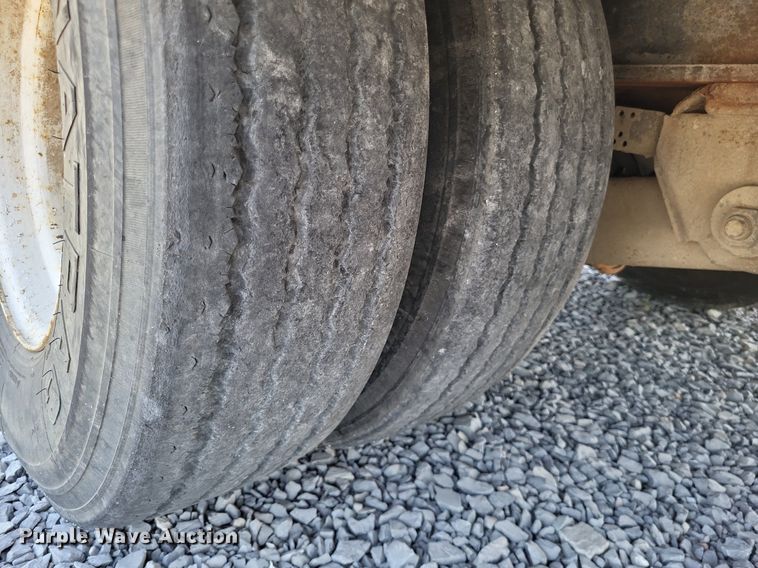 image for item DO3664 2002 Landoll 610  drop tilt deck equipment trailer