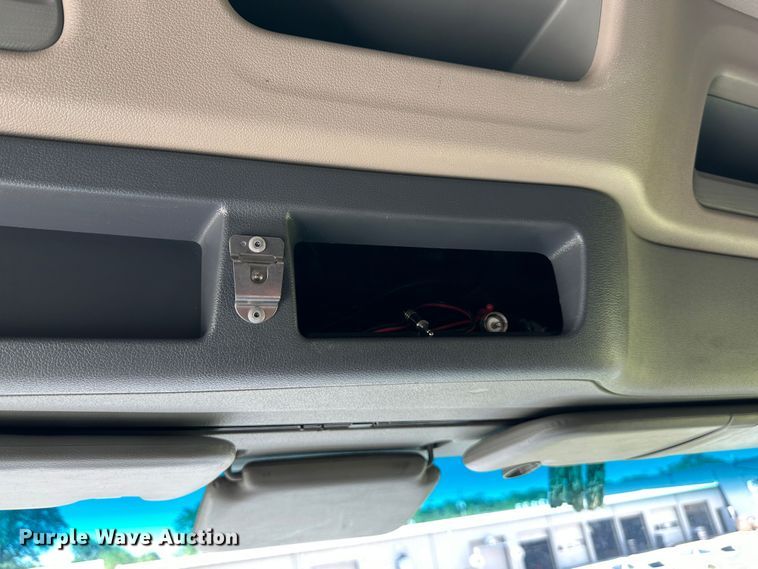 image for item DO5003 2018 Peterbilt 579  semi truck