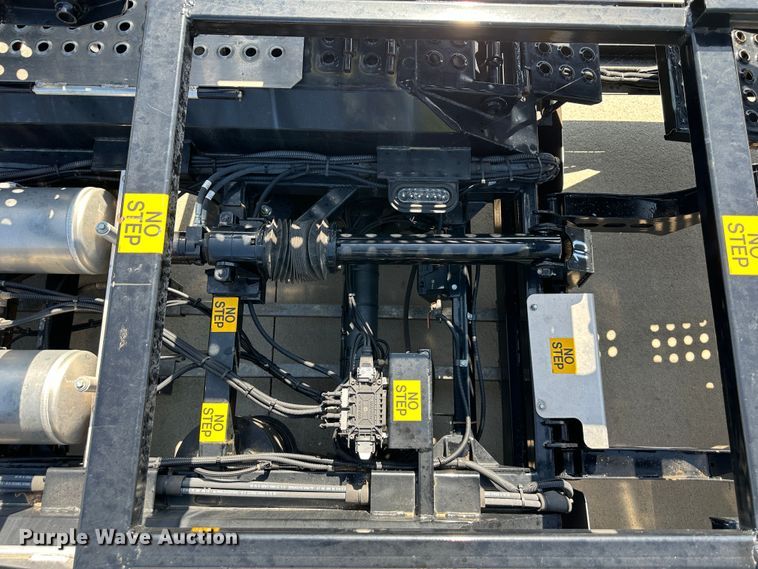 image for item DO5004 2022 Cottrell CX-5308LT  car carrier