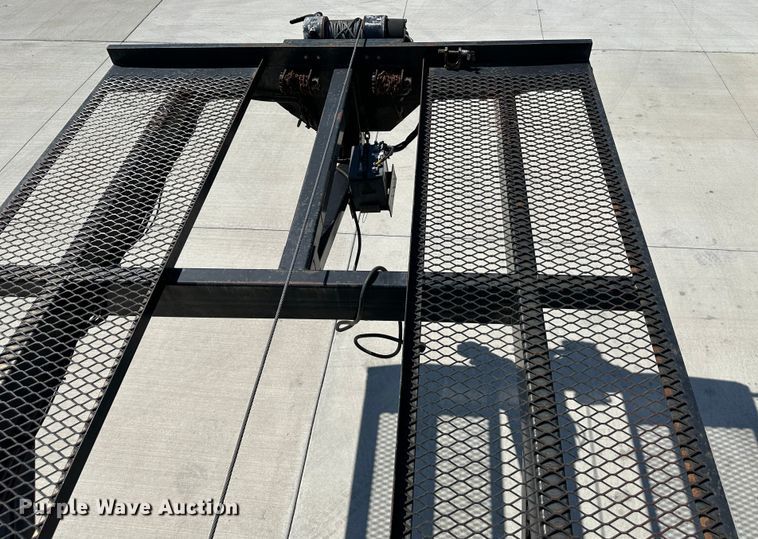 image for item DO5005 2016 Kaufman  car carrier