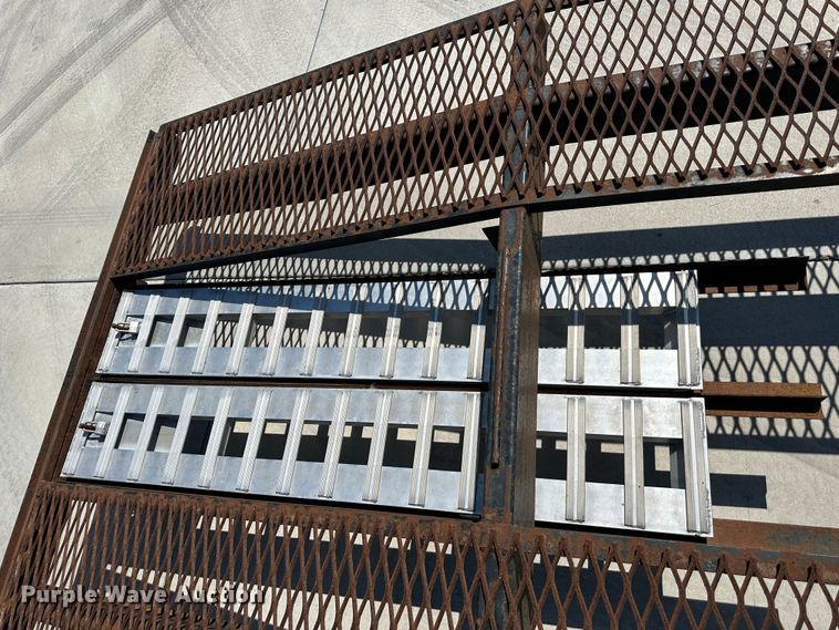 image for item DO5005 2016 Kaufman  car carrier