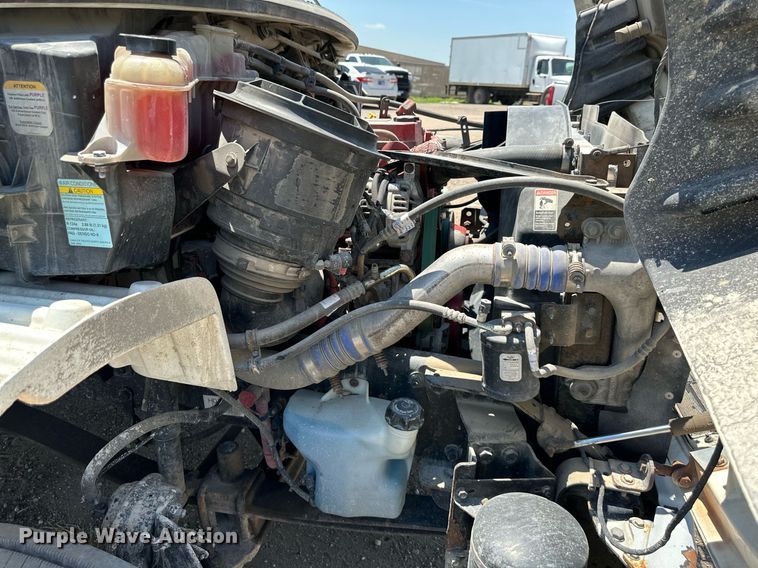 image for item DO5029 2016 Freightliner Business Class M2 106  box truck