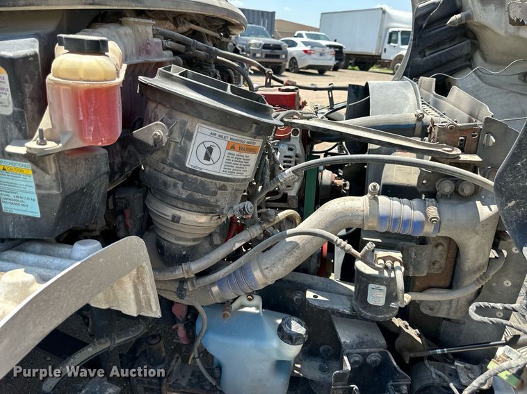 image for item DO5030 2016 Freightliner Business Class M2 106  box truck