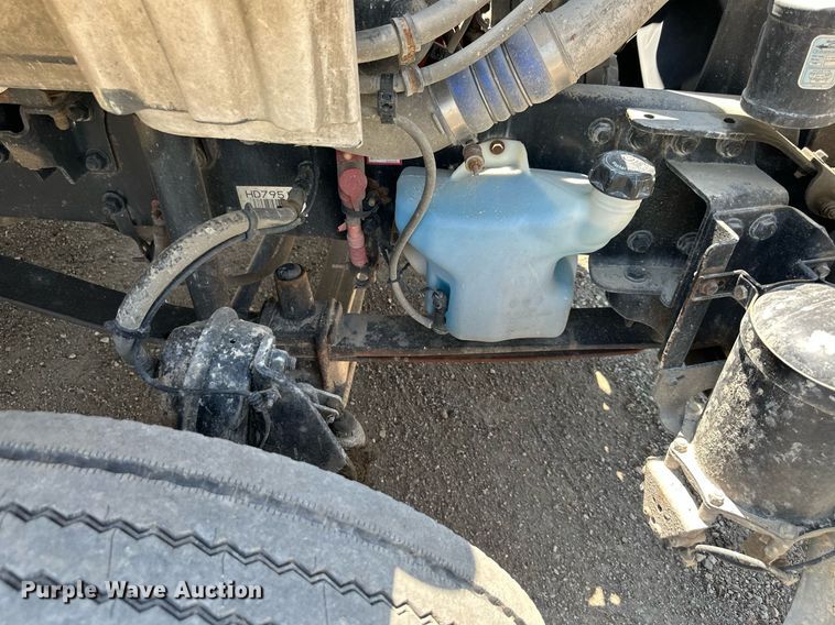 image for item DO5030 2016 Freightliner Business Class M2 106  box truck