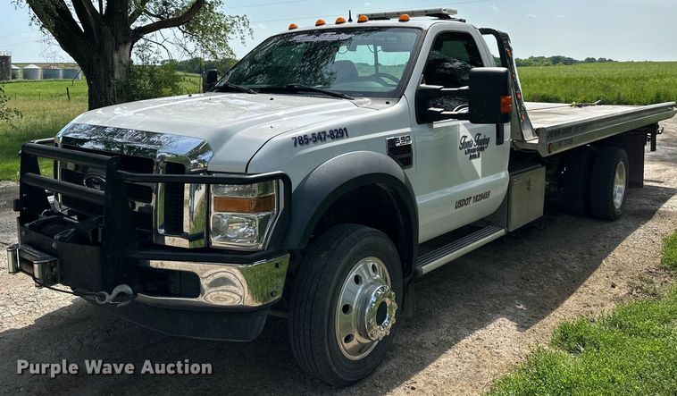 image for item DO5031 2009 Ford F550 Super Duty  rollback truck