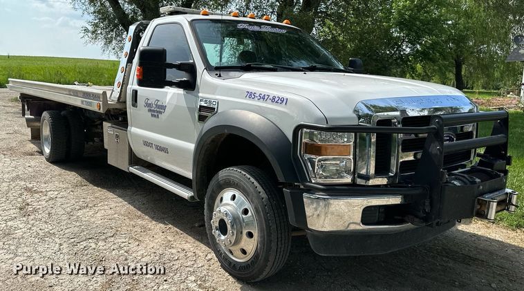 image for item DO5031 2009 Ford F550 Super Duty  rollback truck