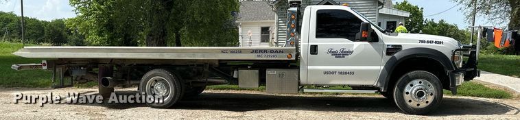 image for item DO5031 2009 Ford F550 Super Duty  rollback truck