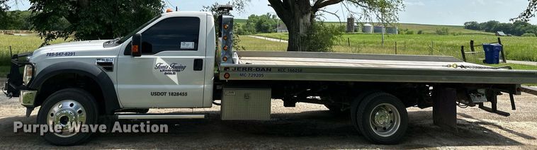 image for item DO5031 2009 Ford F550 Super Duty  rollback truck