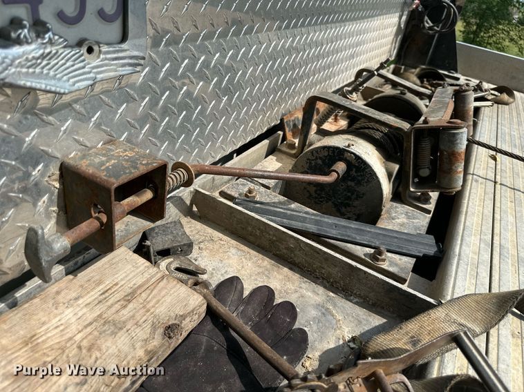 image for item DO5031 2009 Ford F550 Super Duty  rollback truck