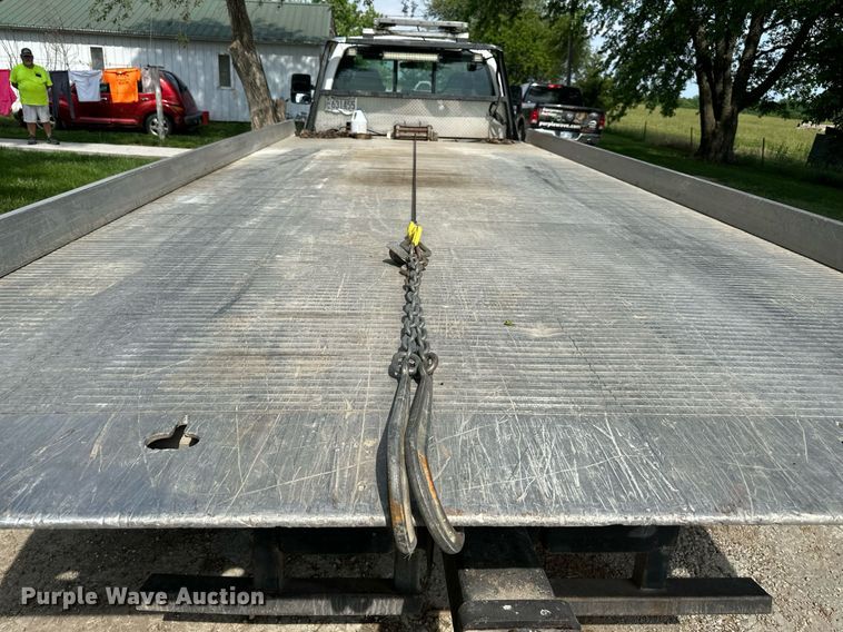 image for item DO5031 2009 Ford F550 Super Duty  rollback truck