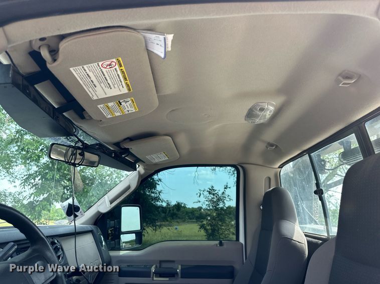 image for item DO5031 2009 Ford F550 Super Duty  rollback truck