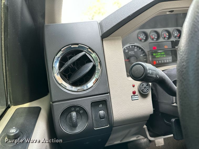 image for item DO5031 2009 Ford F550 Super Duty  rollback truck