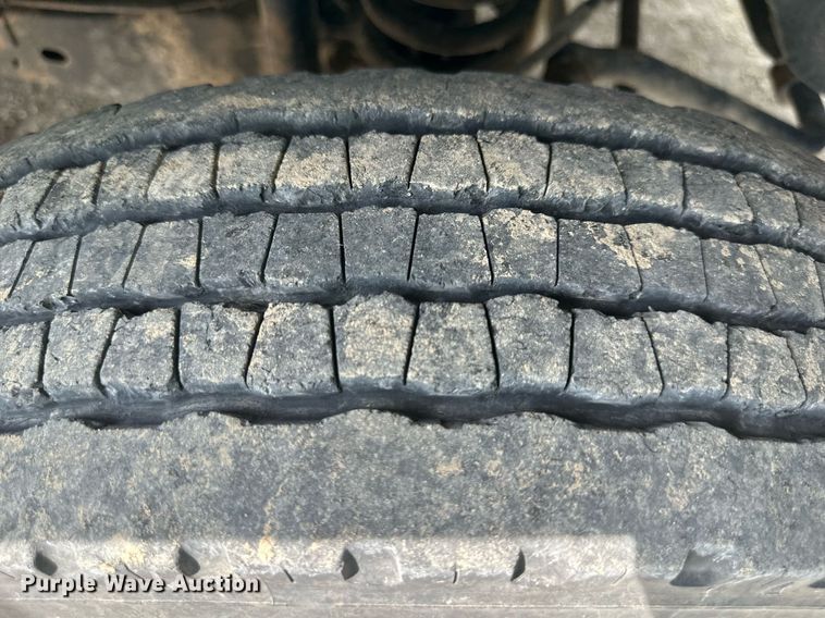 image for item DO5031 2009 Ford F550 Super Duty  rollback truck