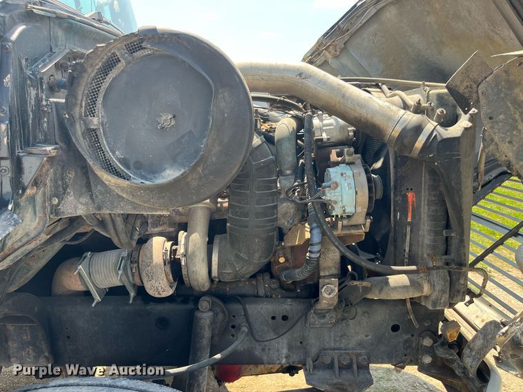 image for item DP0485 1990 Ford LT9000  semi truck