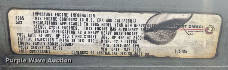 image for item DP0497 1996 International 9400  semi truck