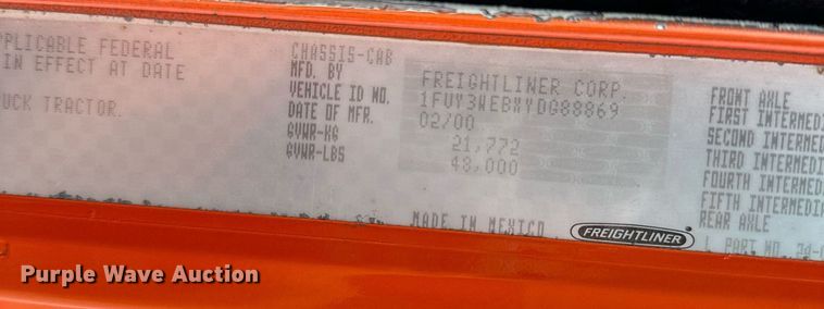 image for item DP3155 2000 Freightliner FD1  semi truck