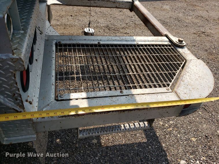 image for item DP7886 1996 International 9200  vacuum truck
