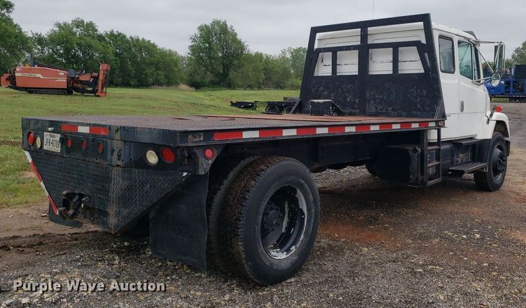 image for item DP7887 1999 Freightliner FL70  flatbed truck
