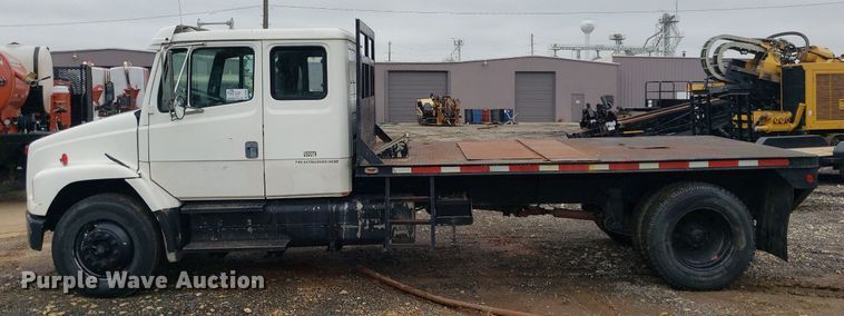image for item DP7887 1999 Freightliner FL70  flatbed truck