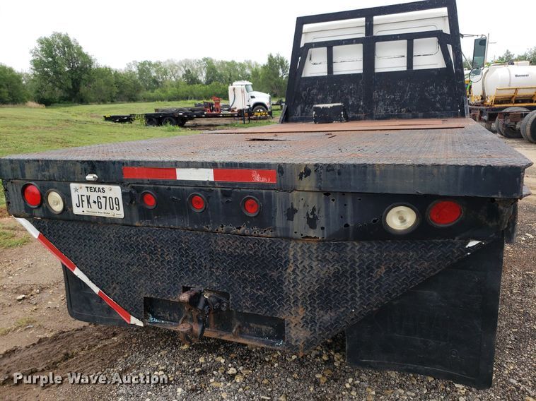 image for item DP7887 1999 Freightliner FL70  flatbed truck