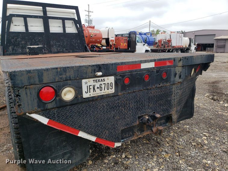 image for item DP7887 1999 Freightliner FL70  flatbed truck