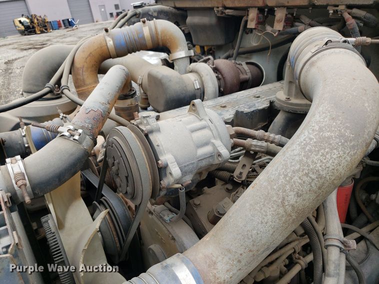 image for item DP7887 1999 Freightliner FL70  flatbed truck