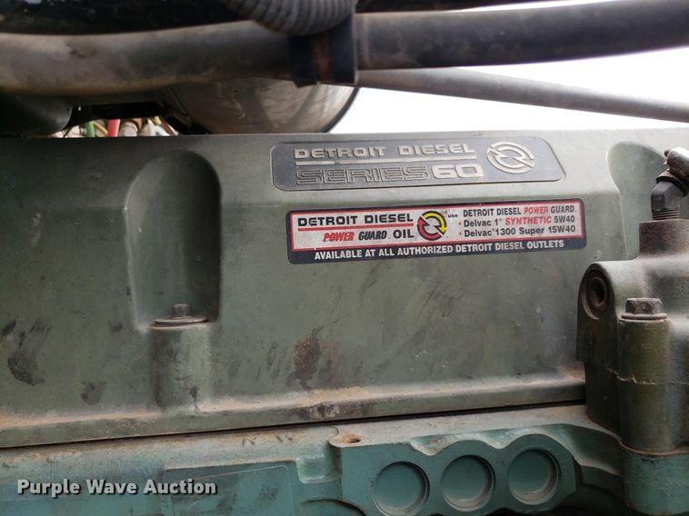 image for item DP7947 2000 Freightliner FLD  semi truck