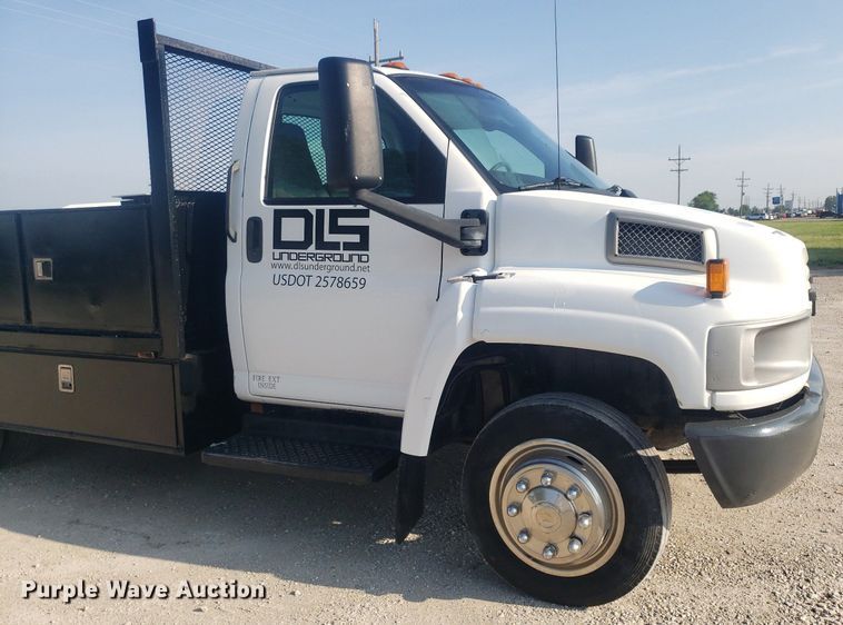 image for item DP7952 2008  Chevrolet C4500  flatbed truck