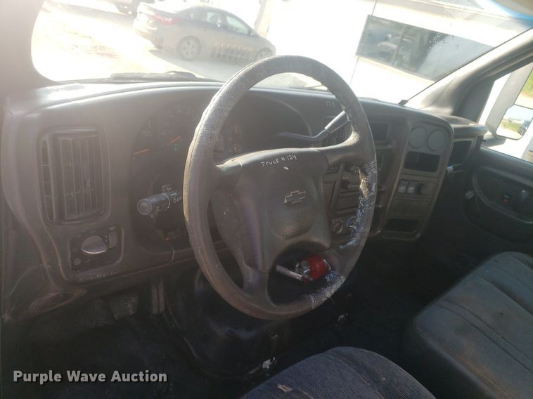 image for item DP7952 2008  Chevrolet C4500  flatbed truck