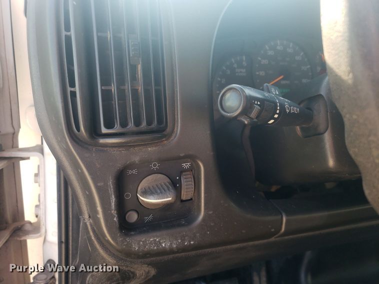 image for item DP7952 2008  Chevrolet C4500  flatbed truck