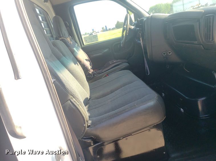 image for item DP7953 2008  Chevrolet C4500  flatbed truck