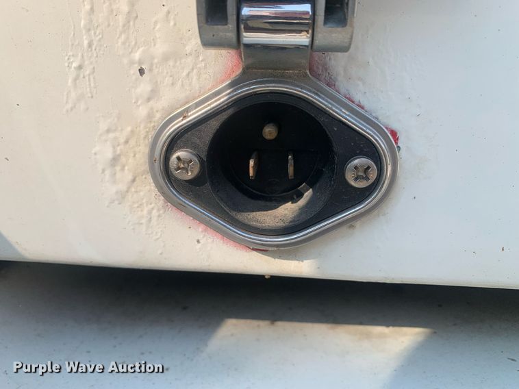 image for item DP8655 2008 Kenworth T600  refrigerated truck