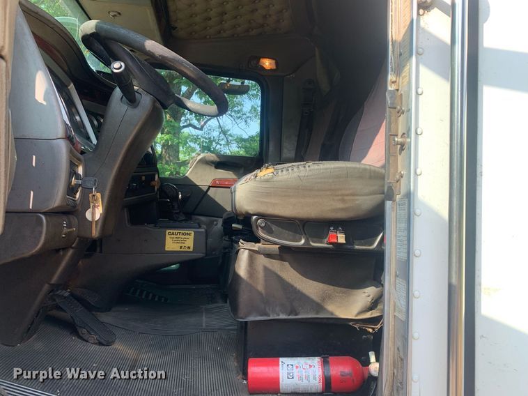 image for item DP8655 2008 Kenworth T600  refrigerated truck