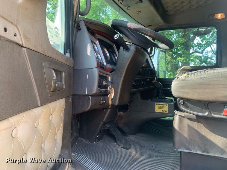 image for item DP8655 2008 Kenworth T600  refrigerated truck