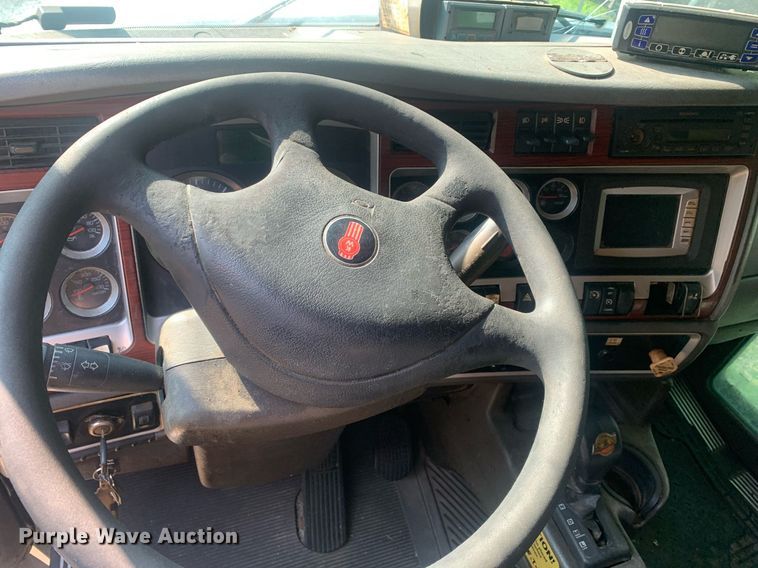 image for item DP8655 2008 Kenworth T600  refrigerated truck