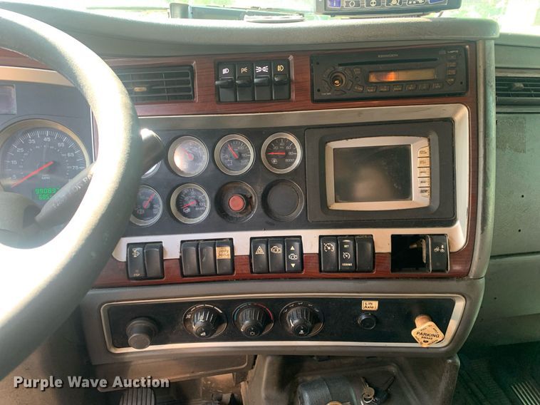 image for item DP8655 2008 Kenworth T600  refrigerated truck