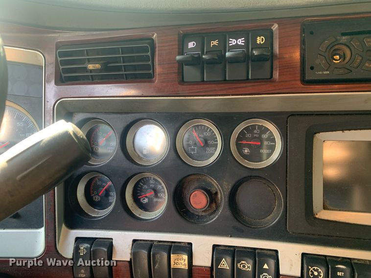 image for item DP8655 2008 Kenworth T600  refrigerated truck