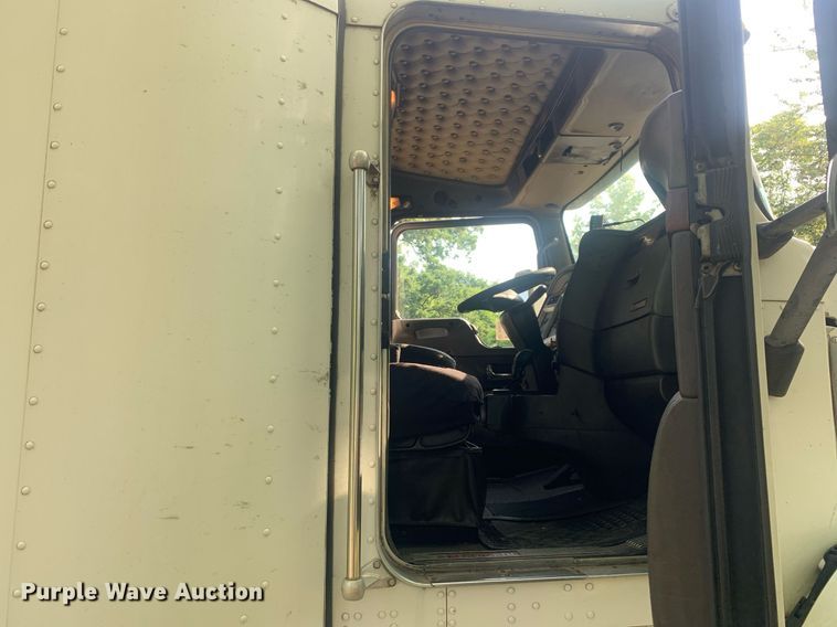 image for item DP8655 2008 Kenworth T600  refrigerated truck