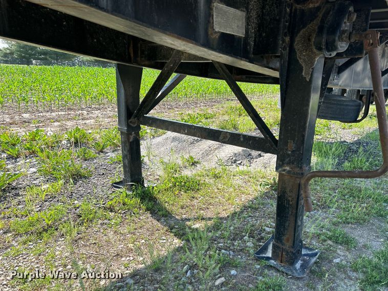 image for item DR4691 2005 Great Dane GPLWSAR249  flatbed trailer