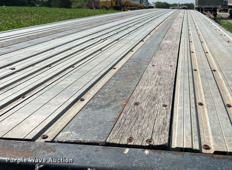 image for item DR4691 2005 Great Dane GPLWSAR249  flatbed trailer