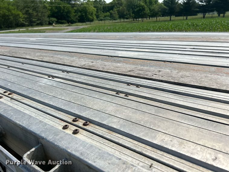 image for item DR4691 2005 Great Dane GPLWSAR249  flatbed trailer