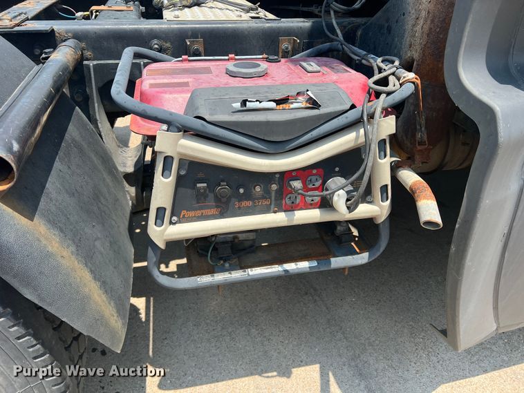 image for item DR5738 2009 International ProStar  semi truck