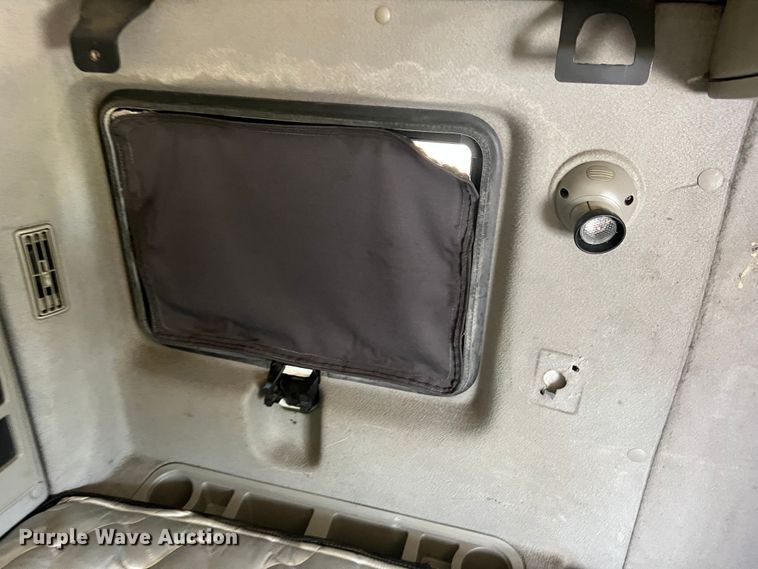 image for item DR5738 2009 International ProStar  semi truck